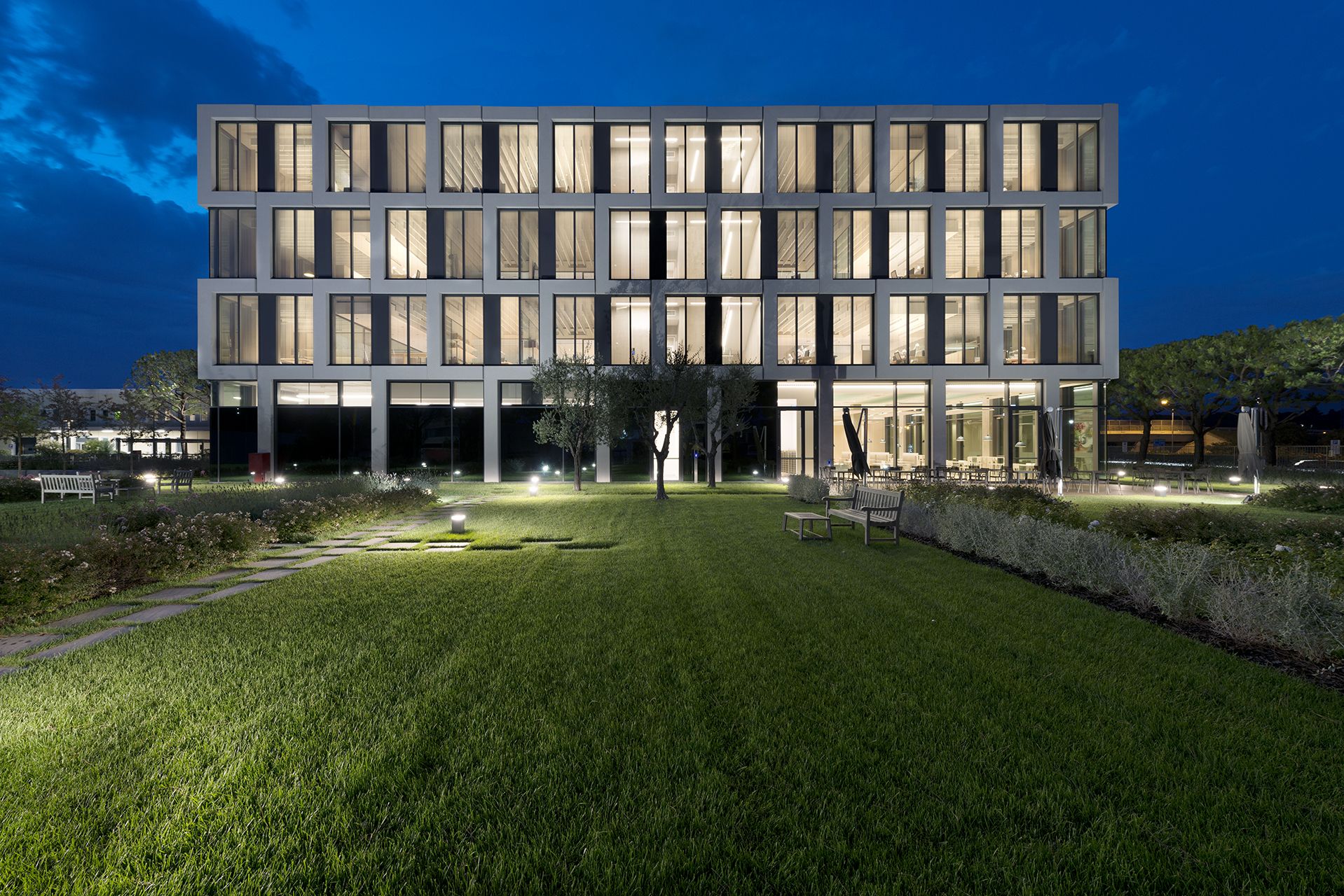 Cameo Headquarter Desenzano del Garda (BS)
