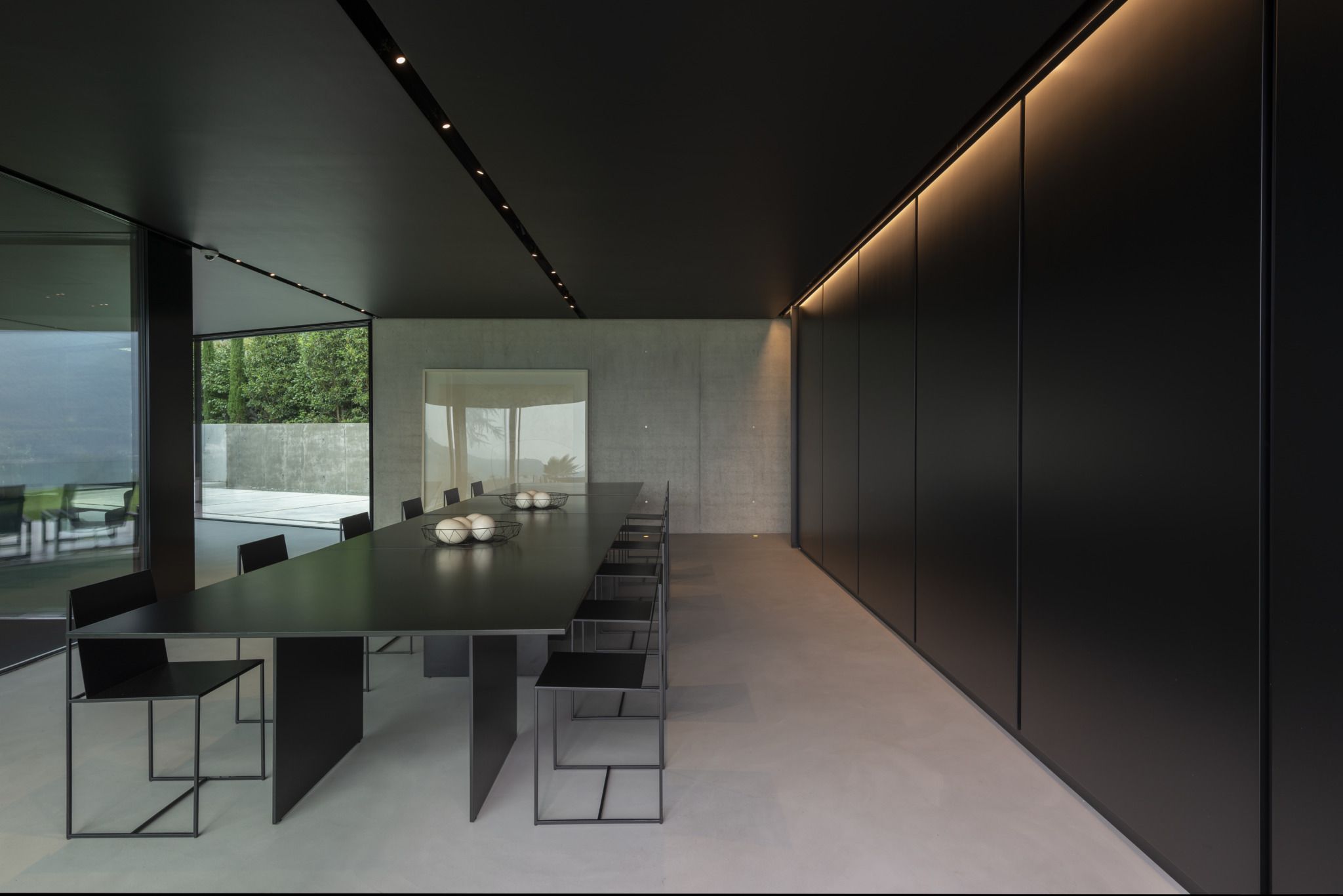 Villa in Morcote, project by ZMB architettura SAGL, furniture by Molteni&C